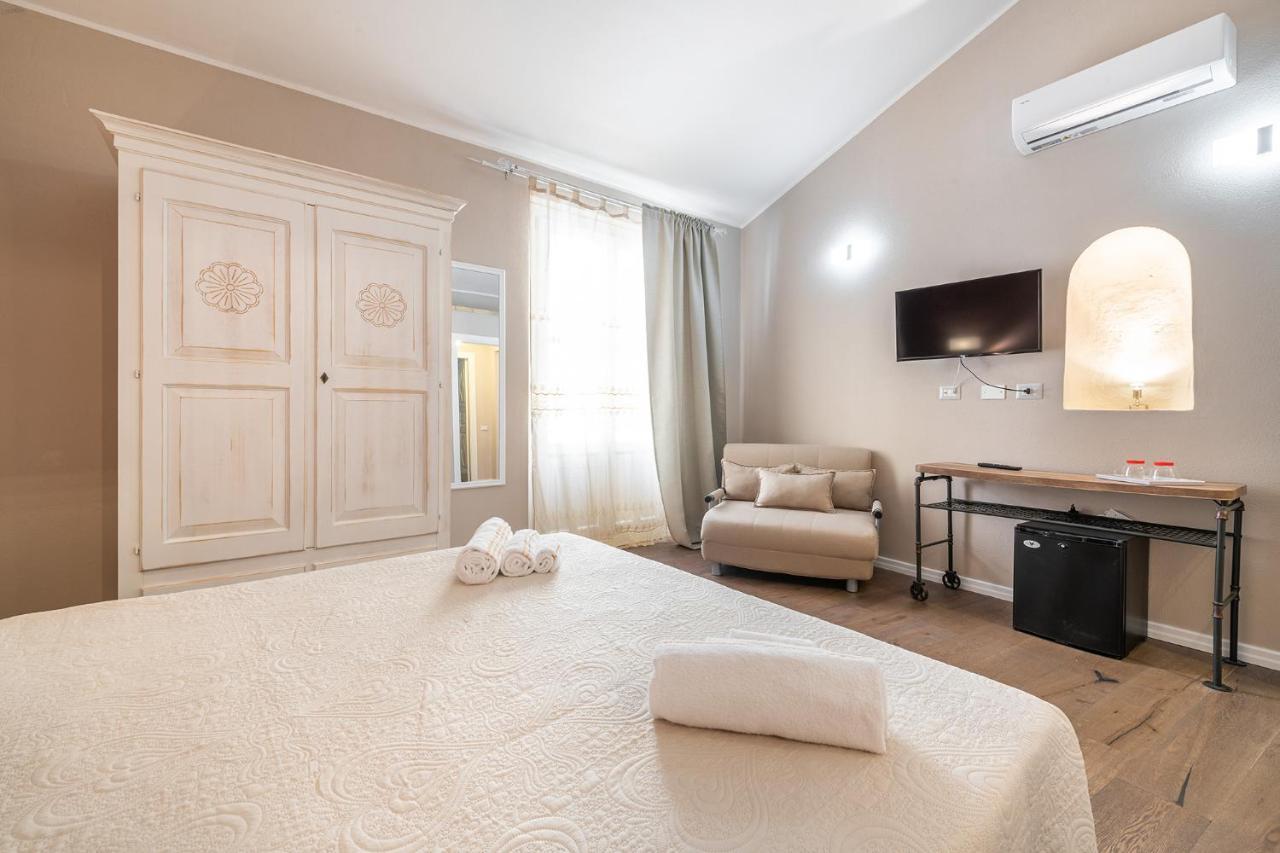 Promenade Boutique Rooms - City Centre Cagliari Eksteriør bilde