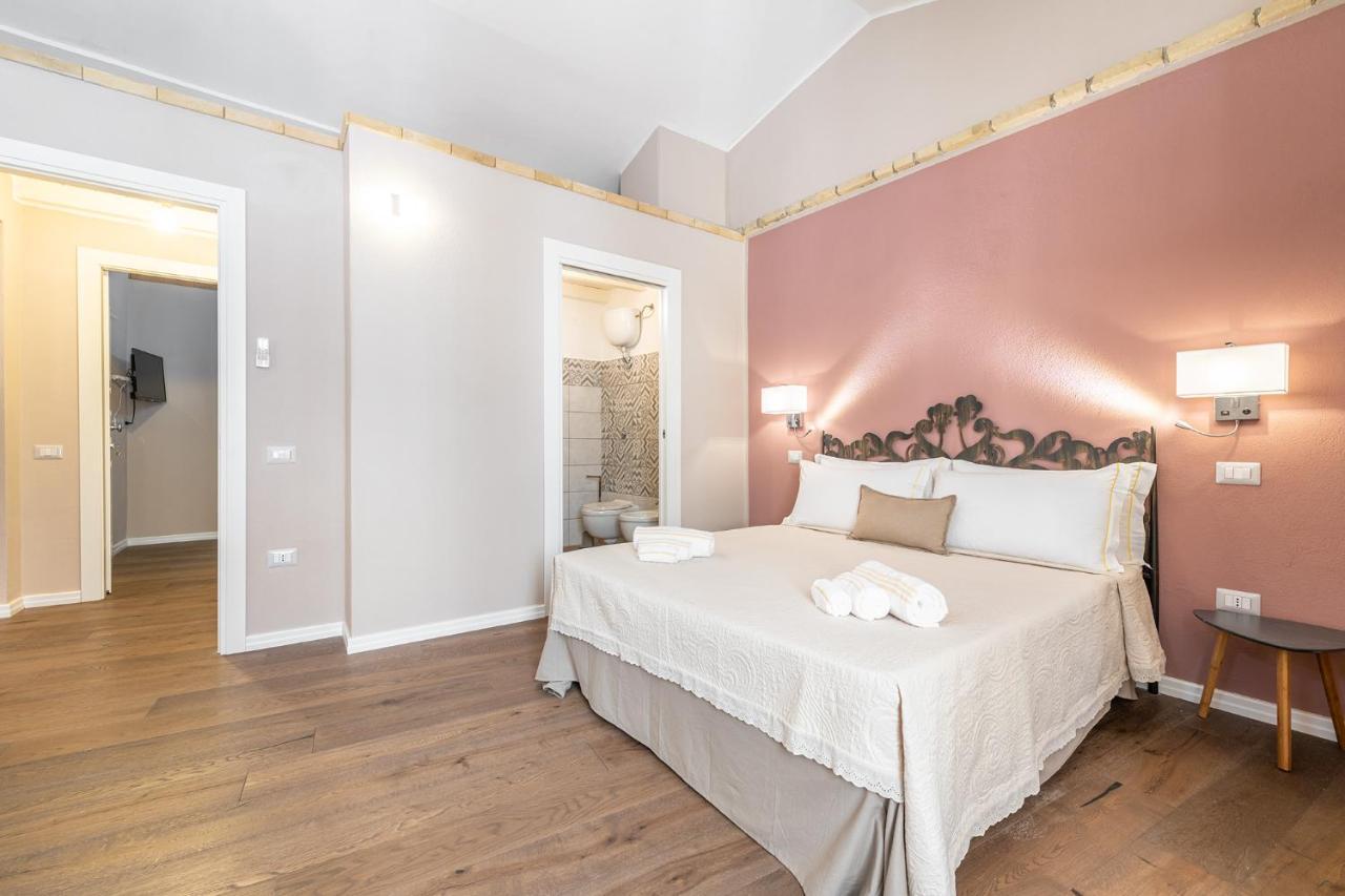 Promenade Boutique Rooms - City Centre Cagliari Eksteriør bilde